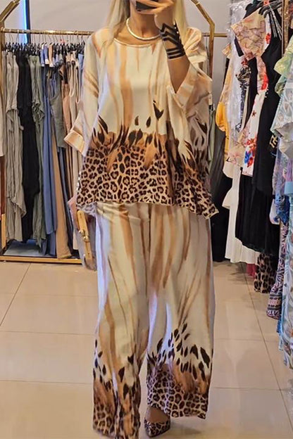 Casual Daily Leopard Print Contrast O Neck Three Quarter Two Pieces