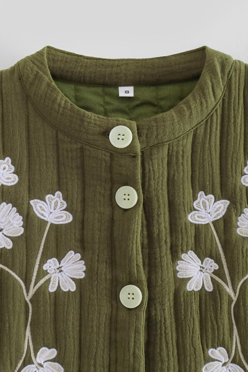 Casual Street Flowers Embroidered Buckle O Neck Tops