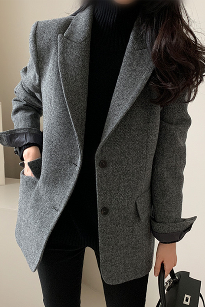 Casual Pocket Buttons Turn-back Collar Outerwear