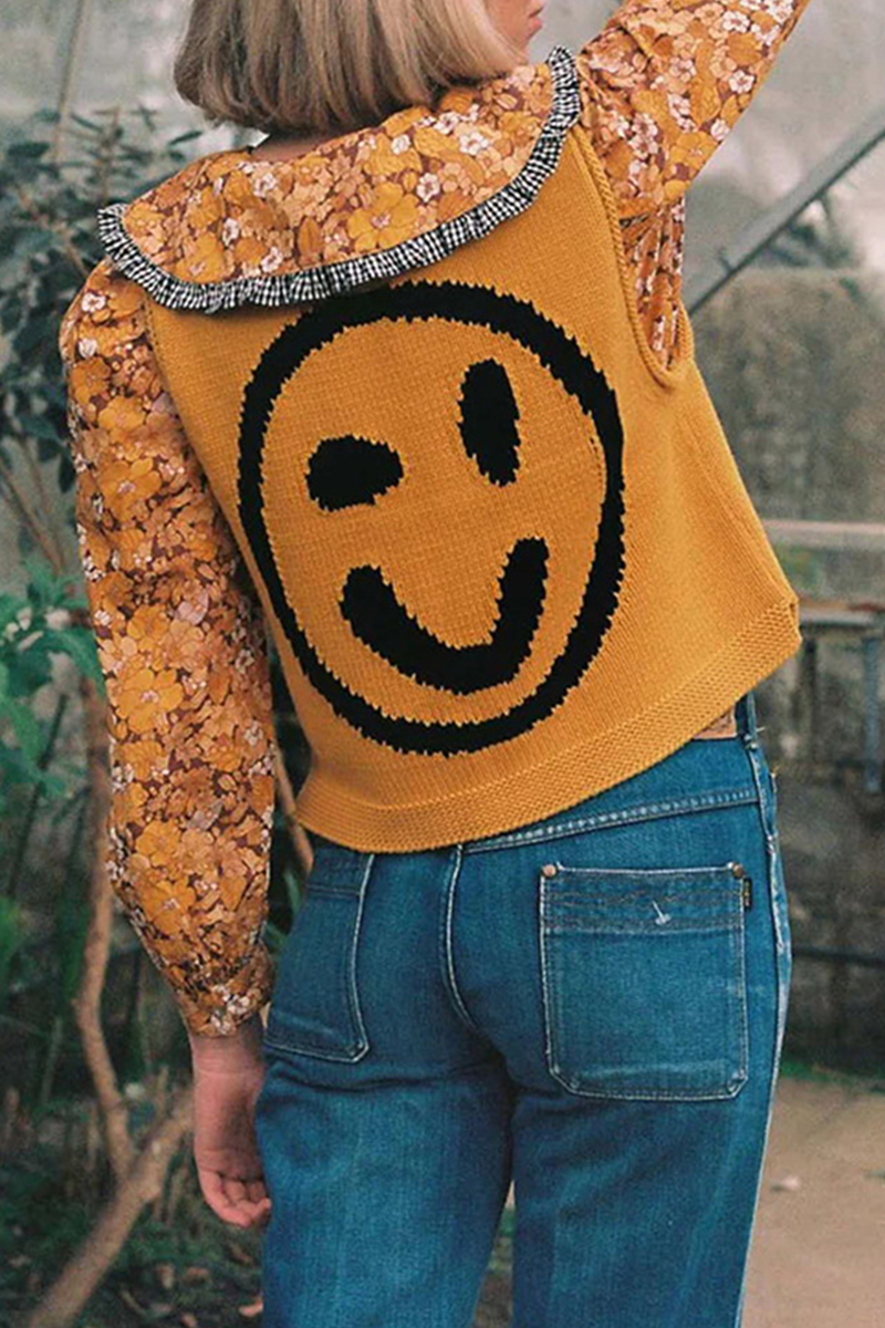 Casual Smiley Face Weave Contrast O Neck Tops(5 Colors)